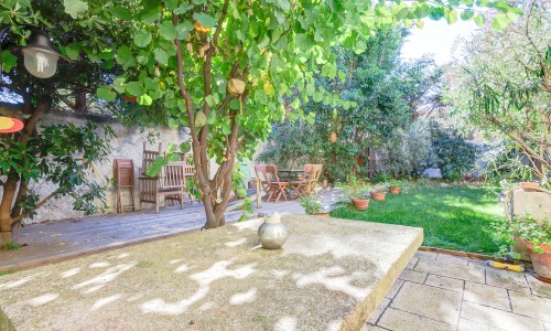 Grand Appartement avec Jardin au calme Grand Appartement avec Jardin au calme