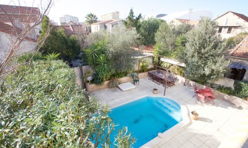 Grande Maison avec piscine à Michelet Grande Maison avec piscine à Michelet
