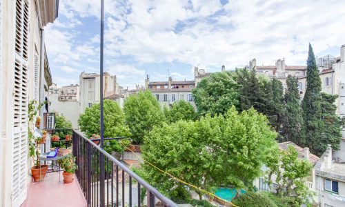 Grand T3 Longchamp plein sud avec vue dégagée Grand T3 Longchamp plein sud avec vue dégagée