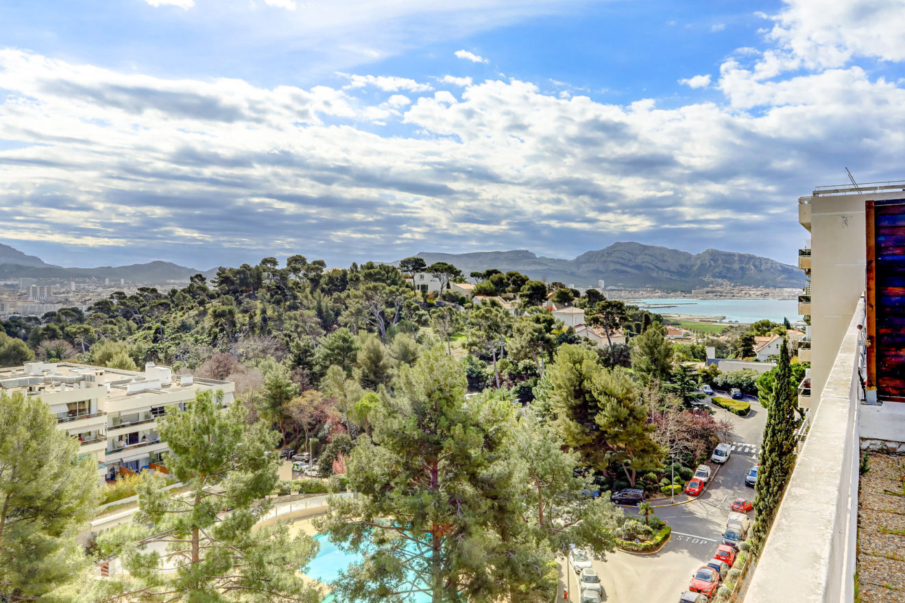 Ma Terrasse à Marseille  Agence spécialisée dans la vente de biens