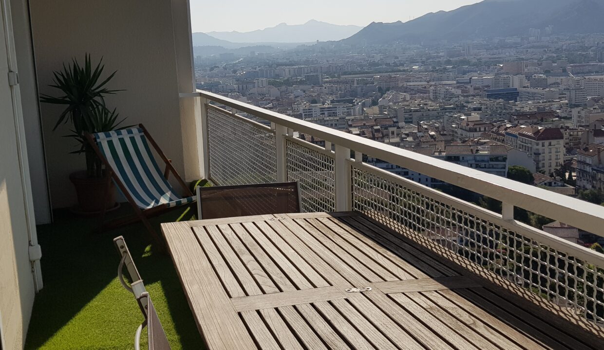 Perier balcon vue Oasis ma terrasse à marseille immobilier 13008