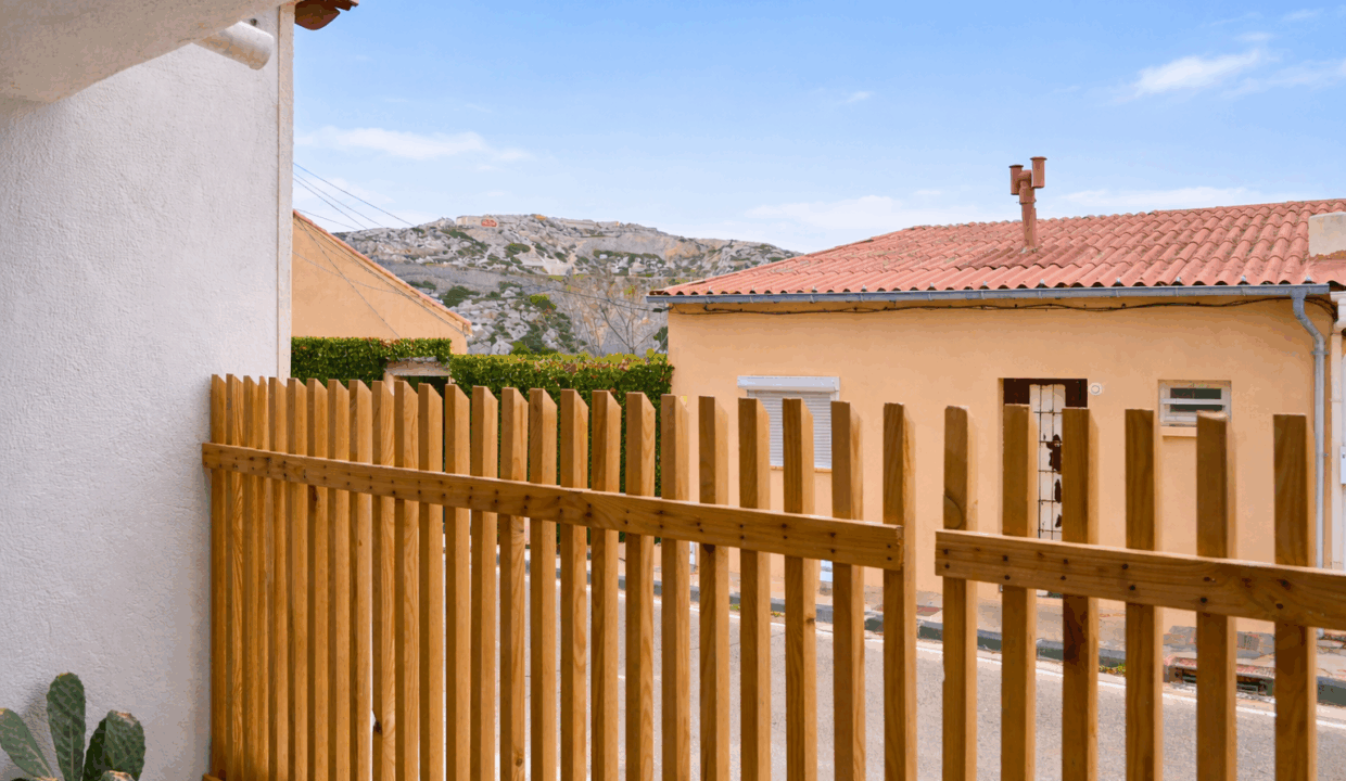 AA2A63CF-C5E0-47EF-91DC-4C4D81AFFF5E