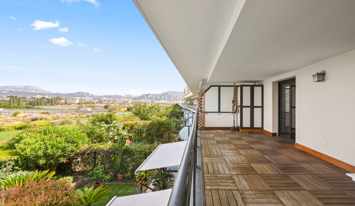 terrasse marseille prado rivage studio parking 2